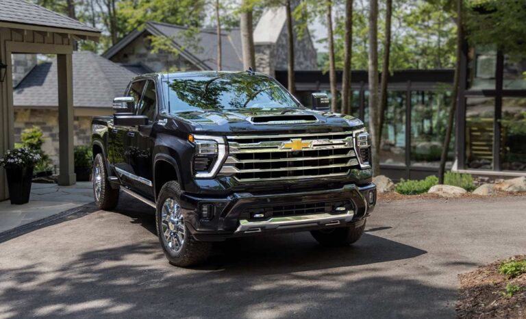 2024 Chevy Silverado 2500HD Exterior