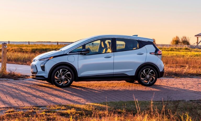 2025 Chevrolet Bolt EV Exterior