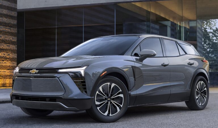 2025 Chevrolet Blazer Exterior