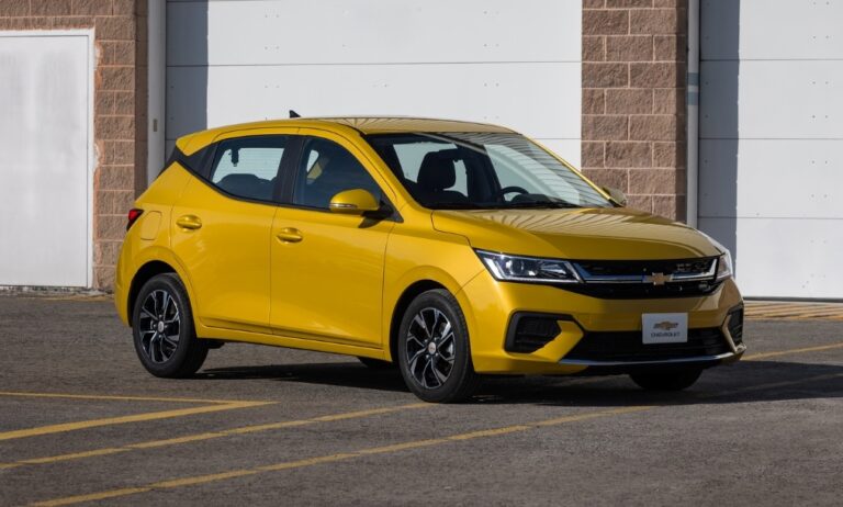 2025 Chevy Aveo Exterior