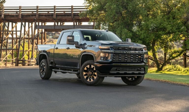 2025 Chevy Silverado 2500HD Exterior