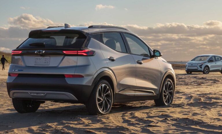 2025 Chevrolet Bolt EUV Exterior