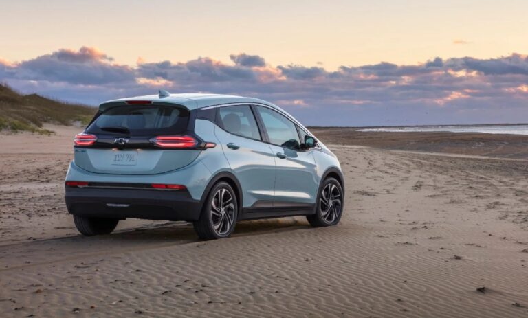 2025 Chevrolet Bolt EV Exterior