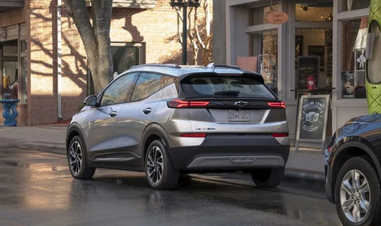 2025 Chevy Bolt EUV Exterior