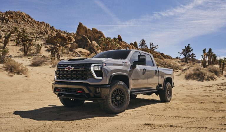 2026 Chevrolet Silverado 2500HD Exterior