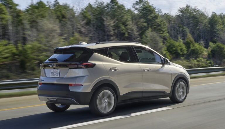 2026 Chevy Bolt EUV Exterior