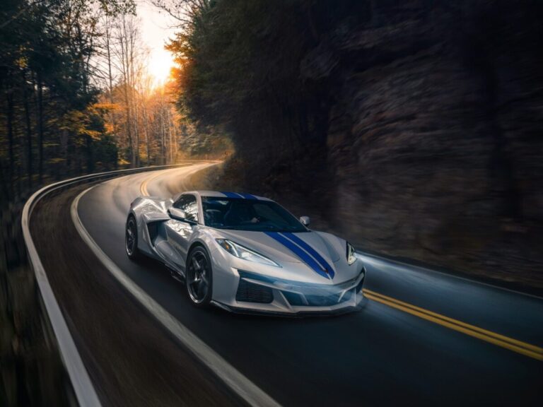 2026 Chevy Corvette E-Ray: A Hybrid Sports Car Revolution